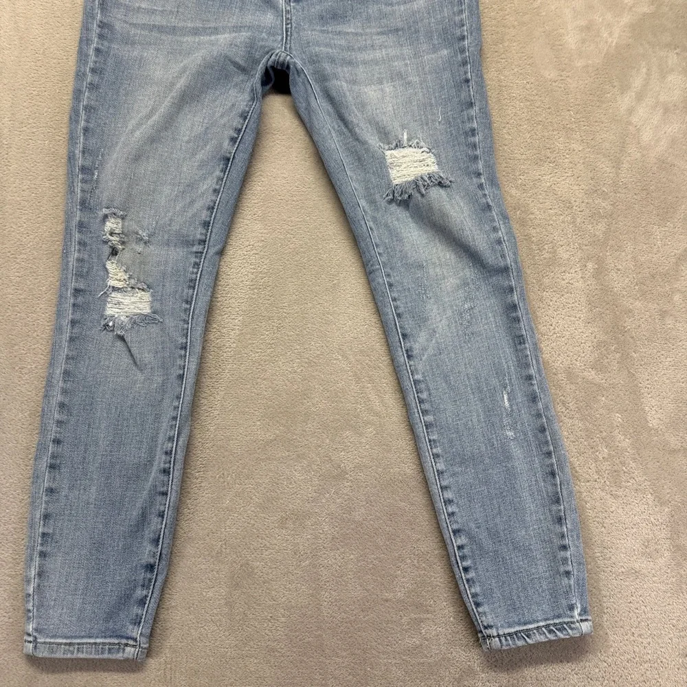 Judy Blue Jeans Women's 11/30 Hilaria Hi Rise Distressed Skinny Light Wash Denim